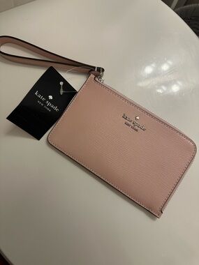 NWT Kate Spade Lucy Card Holder Wristlet
